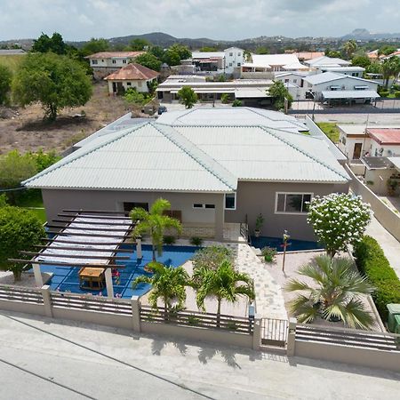 Familiewoning Met Prive Zwembad Βίλα Βίλλεμσταντ Εξωτερικό φωτογραφία